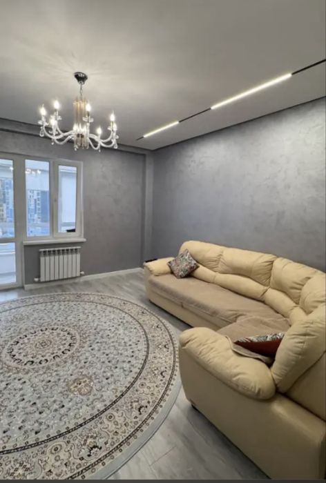 Продается диван. В хорошем состоянии. Цена договорная.