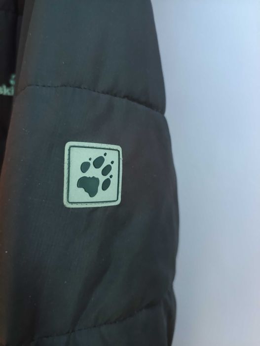 2 якета оригинални jack wolfskin L и XL