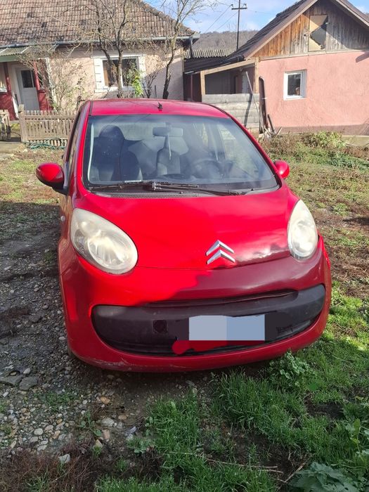 Dezmembrez complet Citroen C1 / Toyota aygo / Peugeot 107