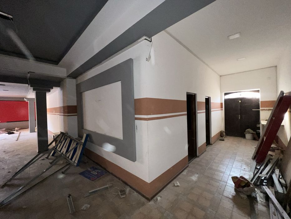 Raysentr 19 yol boyinda arenda dokon 231 kv