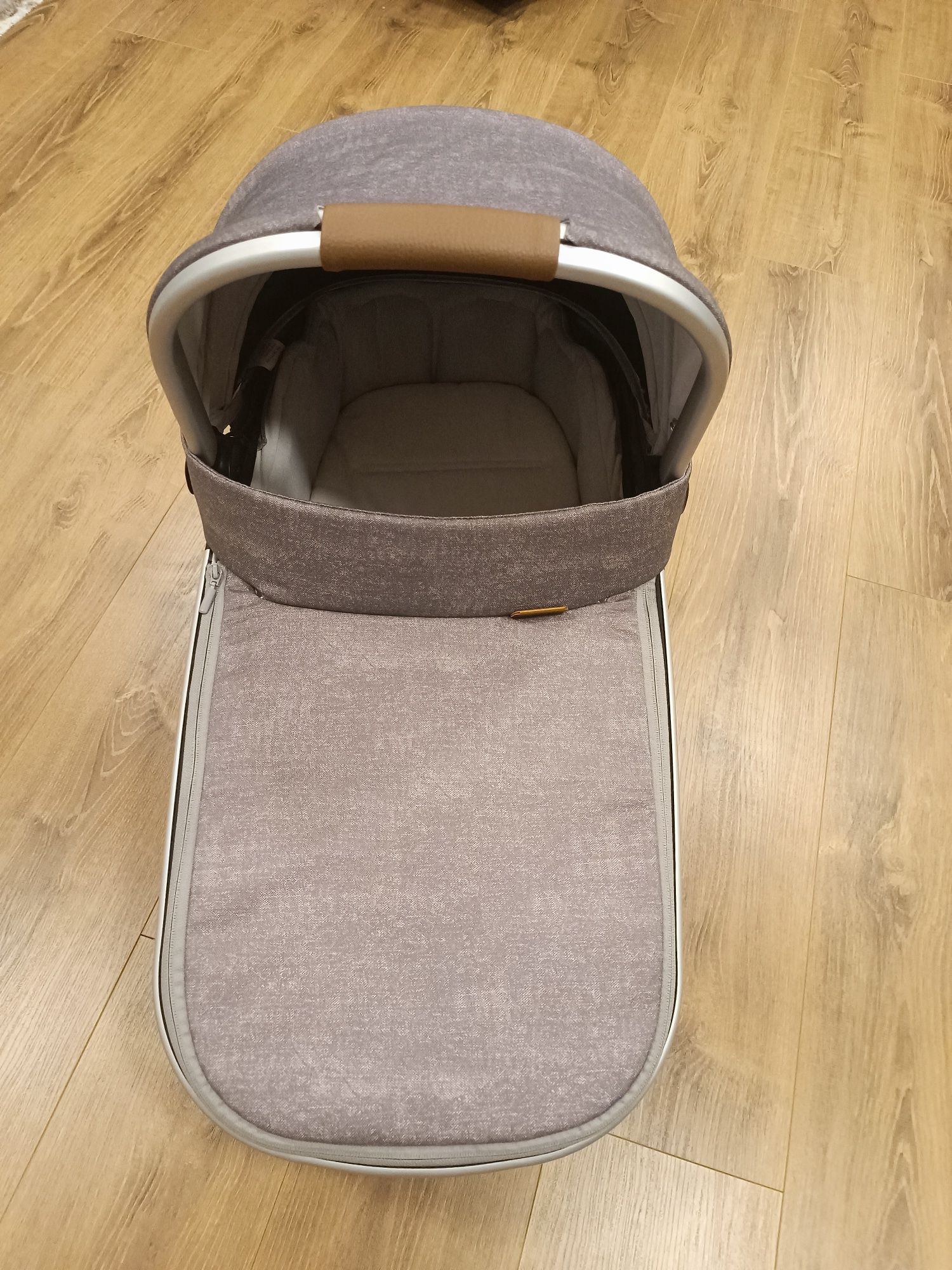 Maxi cosi 3 in 1 зимен кош Oria, летен Adorra, кош за кола