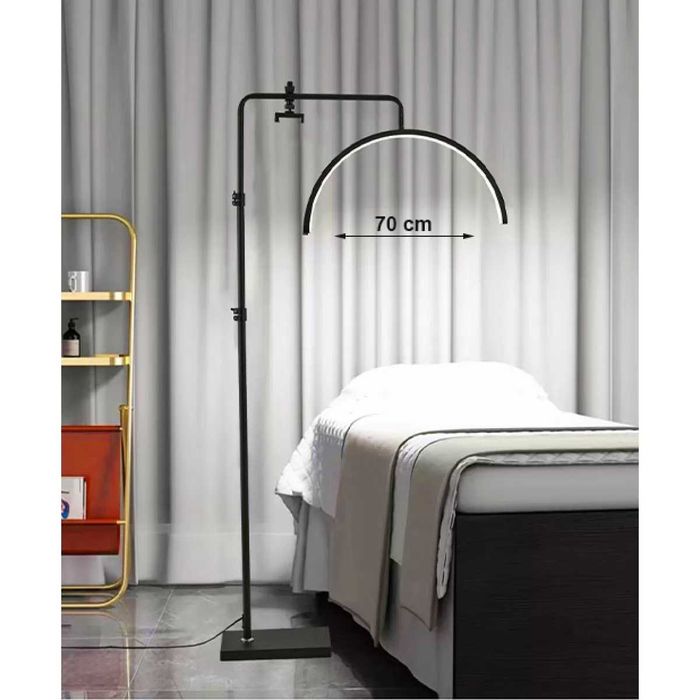 Lampa moonlight lumina calda si rece