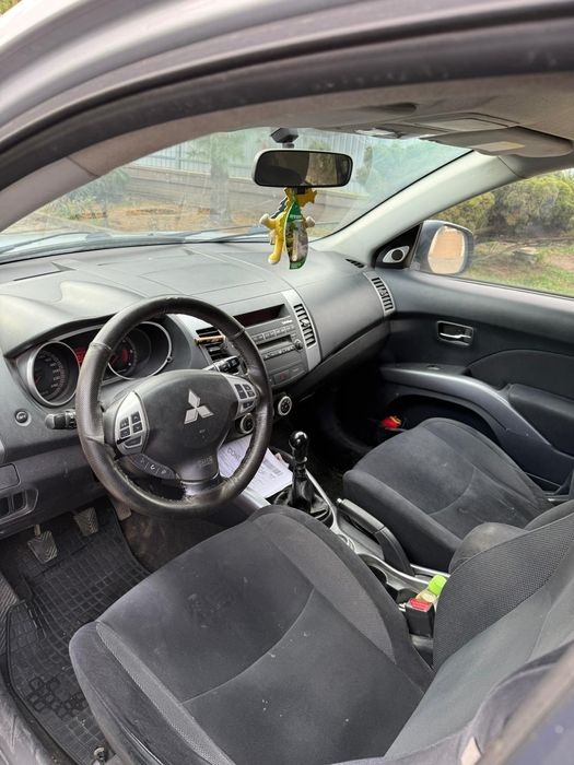 Mitsubisi  2000 diesel