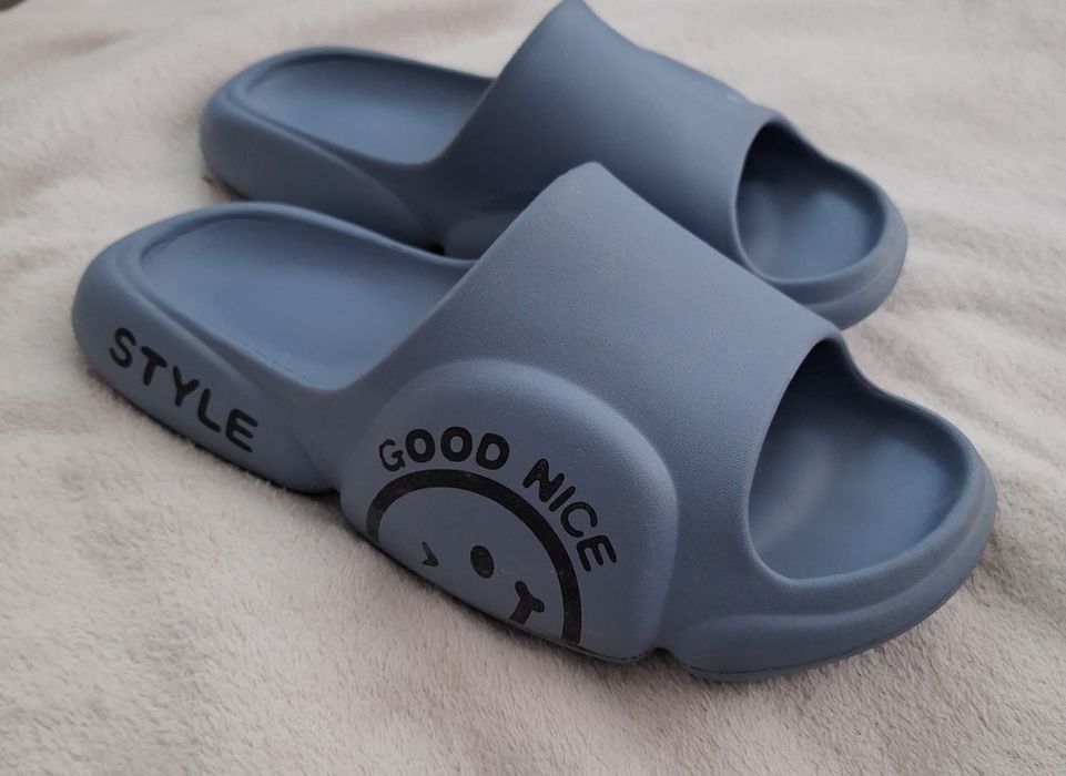 Papuci bărbat deosebiți