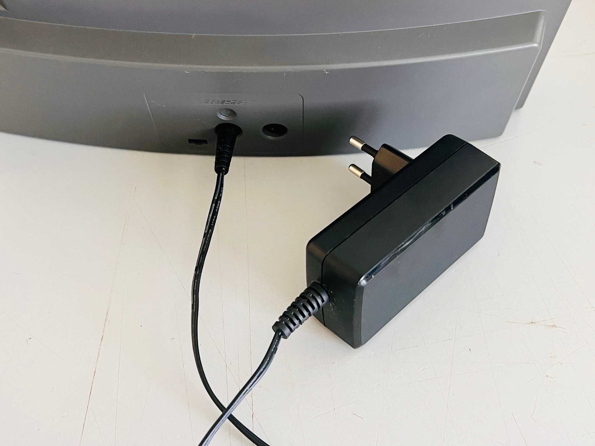 BOSE SoundDock XT Speaker (AUX / Lightning)