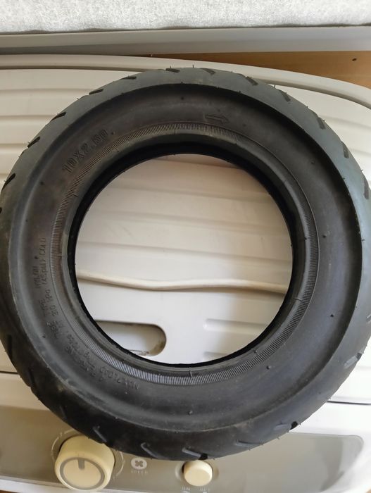 Шина на электросасокат новые.