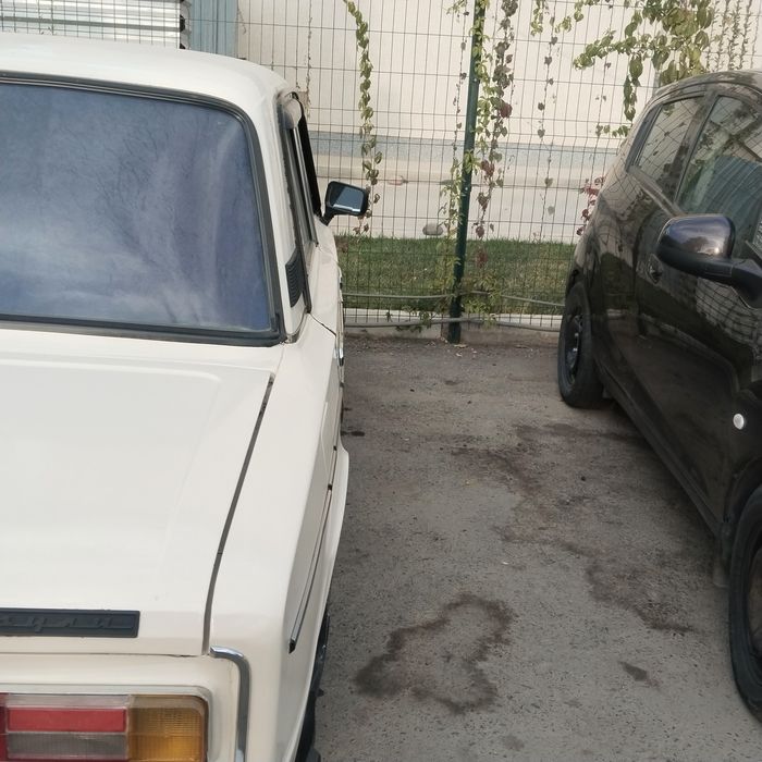 Vaz 2106 sotiladi