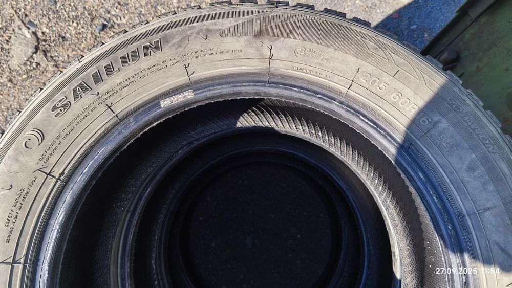 Продам б/у 4-е зимние шины Sailun.