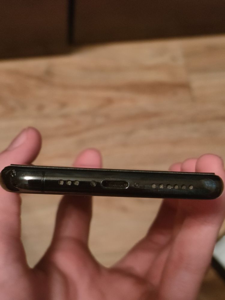 iphone 11 pro.