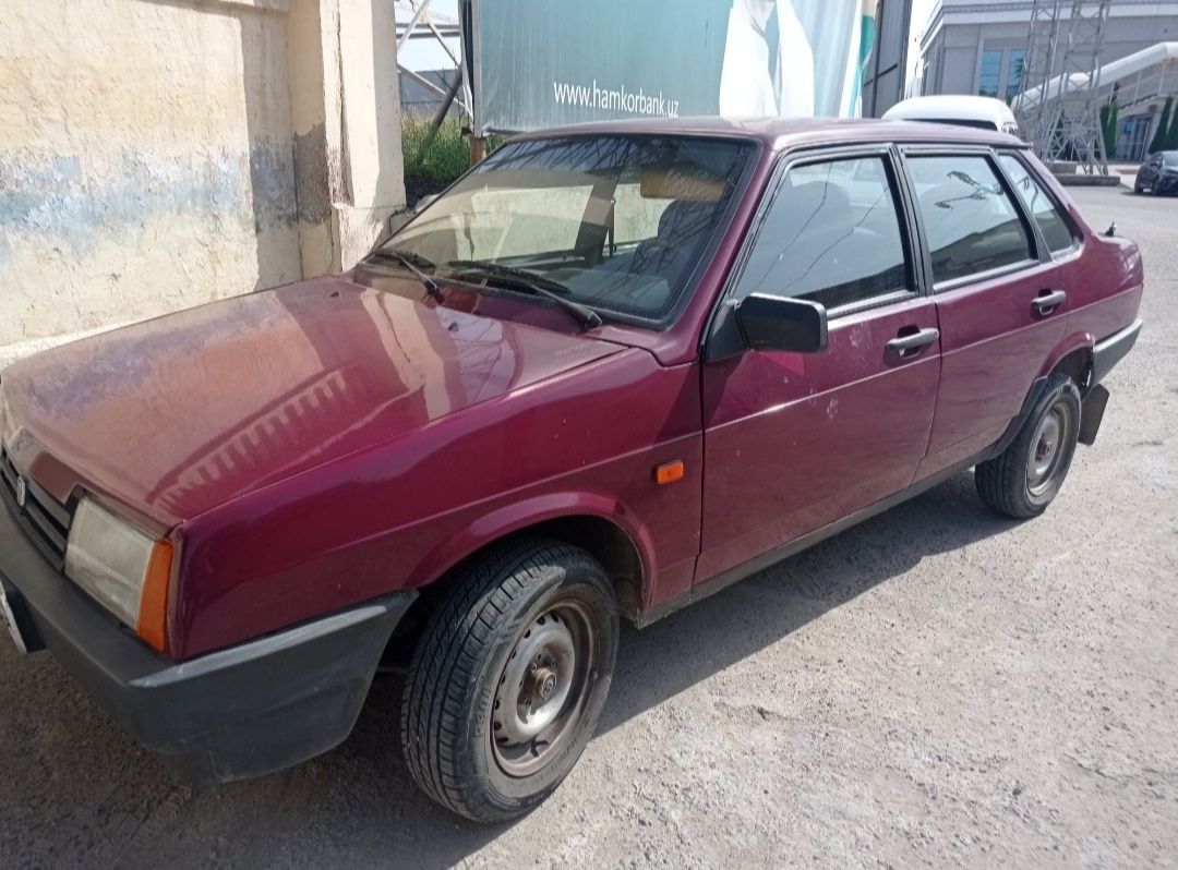 Продается своя ВАЗ 21099.