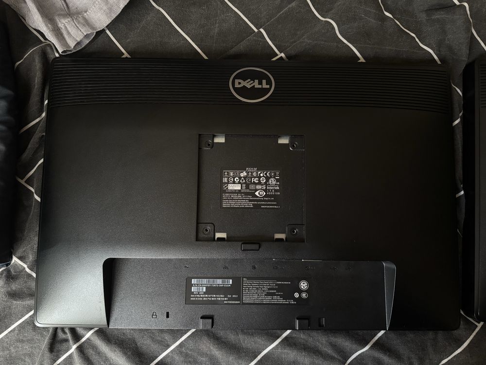 Dell монитор monitor P2213f 22”