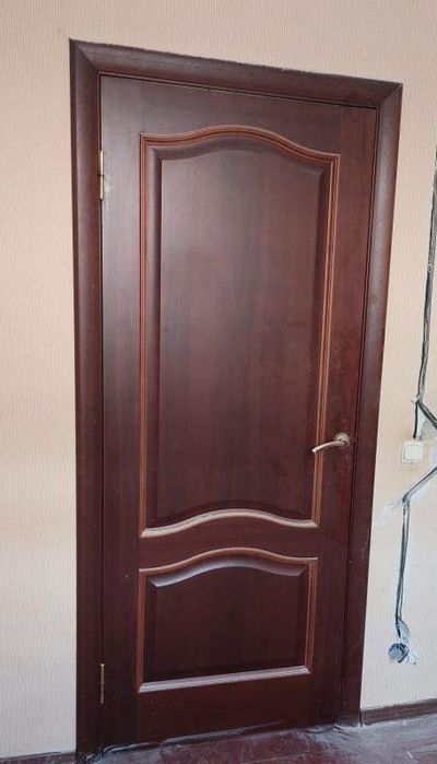Есіктер сатылады, жағдайлары тап таза