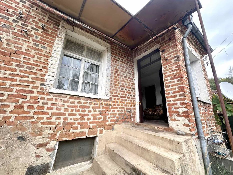 Продава се Къща в с. Свежен, Област Пловдив - 40 кв.м за 1658 €/кв.м - Снимка #1