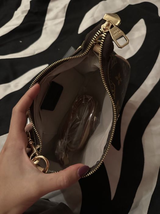 Louis Vuitton малка чанта
