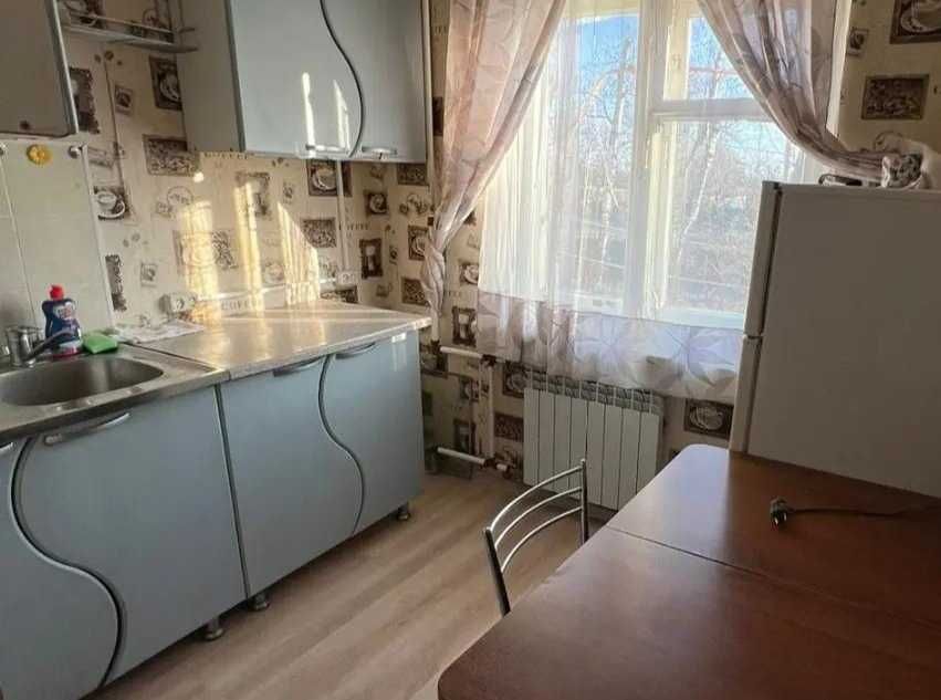 В аренду по 4 мкр