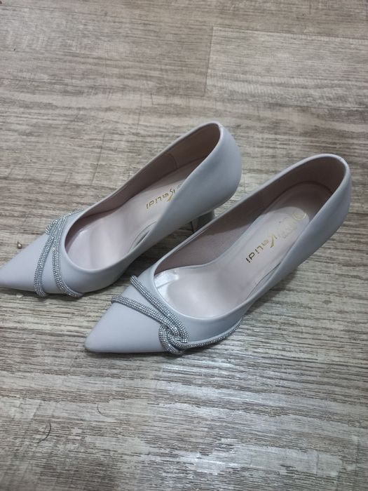 продам  туфли в отличном