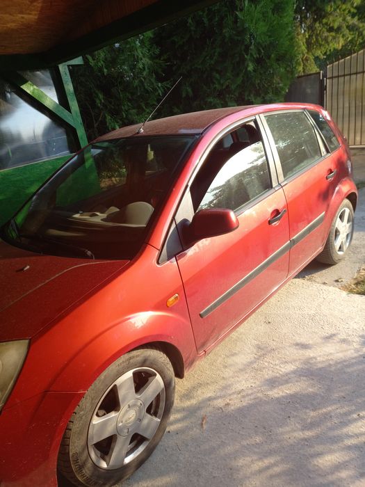 Vînd fond fiesta an fabricație 2007