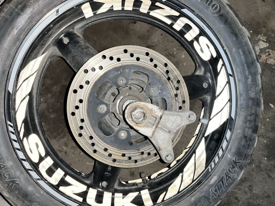 Диск от suzuki передние и задние
