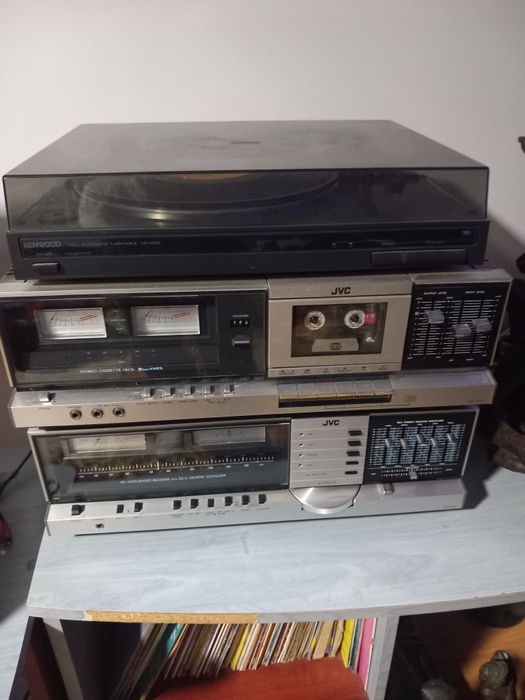 Vand mag teac a33oo perfect functional și linie jvc ampliuner și caset