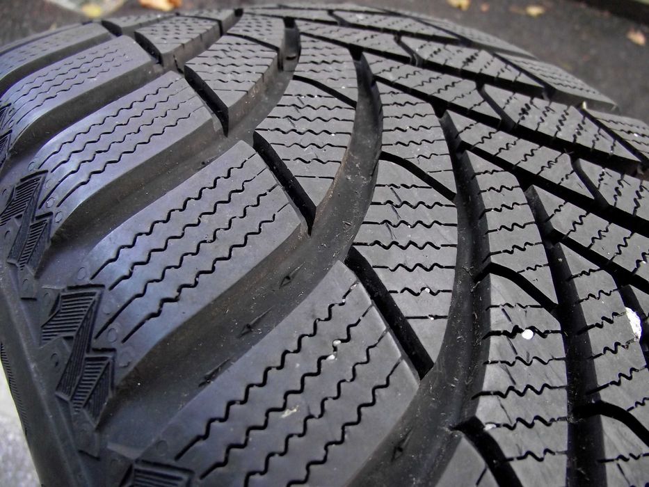 Anvelope iarna 225/50/R17 SEMPERIT SPEEDGRIP5 5, DOT3524