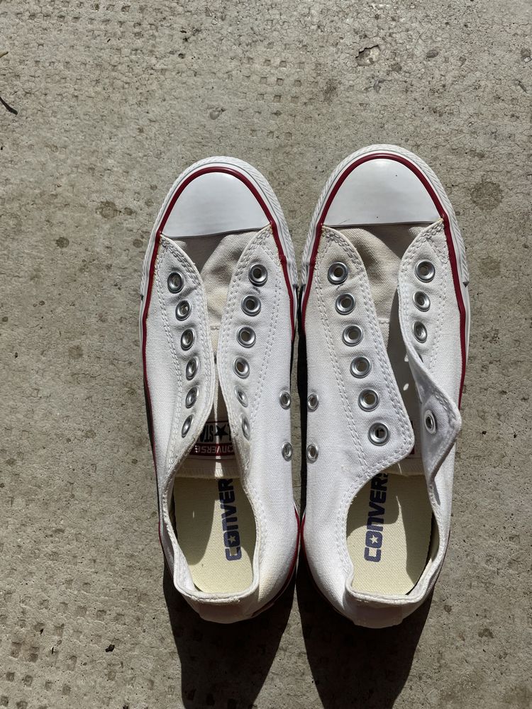 Converse Low White