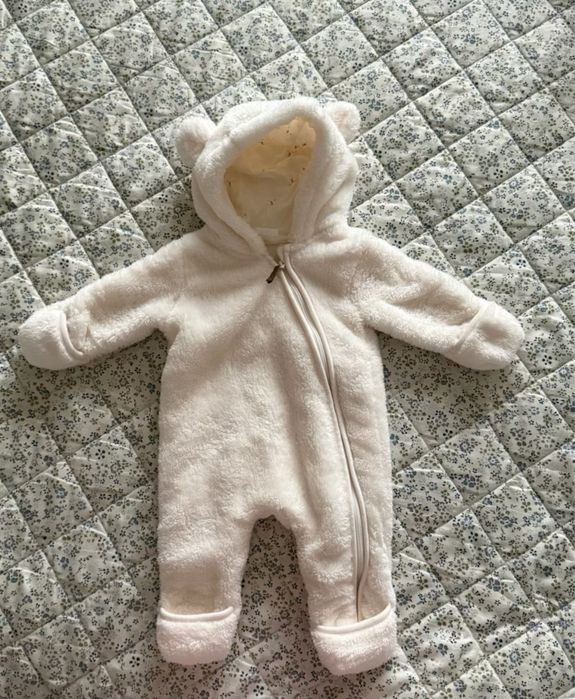 Зимен гащеризон за бебе