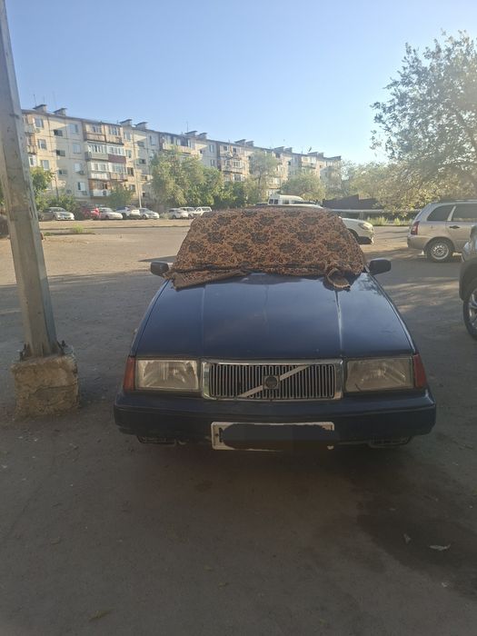 Автомобиль  Volvo