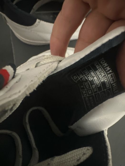 Кожени бели кецове Tommy Hilfiger No42