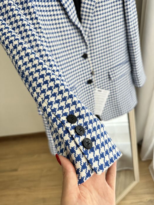 ОРИГИНАЛНО! HUGO дамско сако / палто размер 36 НОВО!