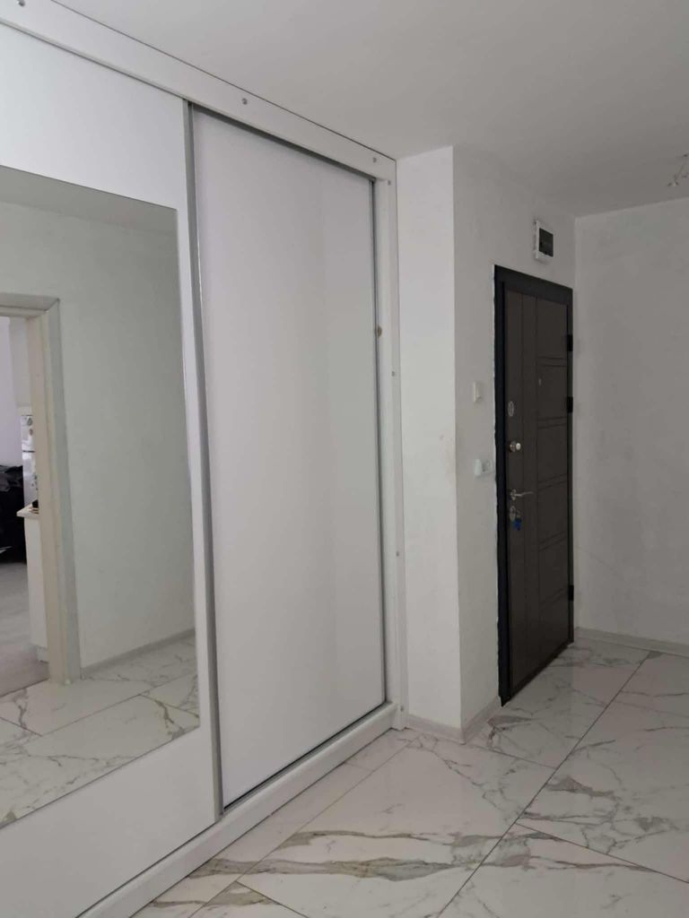 Продава се Тристаен апартамент в Кърджали, Възрожденци - 83 кв.м за 1076 €/кв.м - Снимка #2
