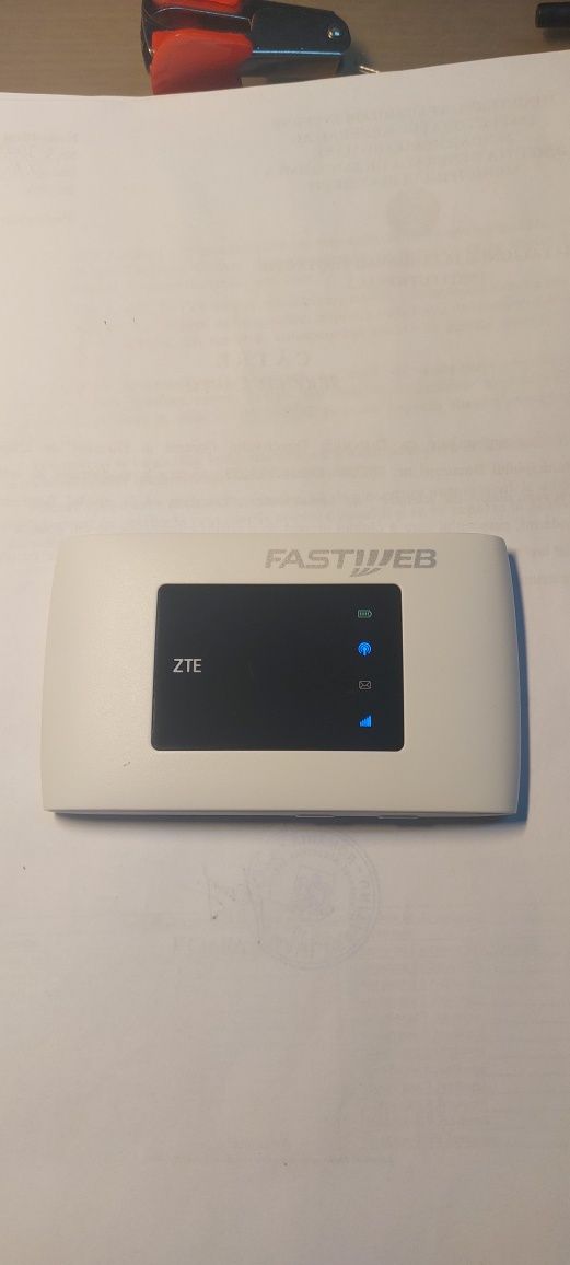 Router WIFI 4G LTE ZTE MF920 portabil