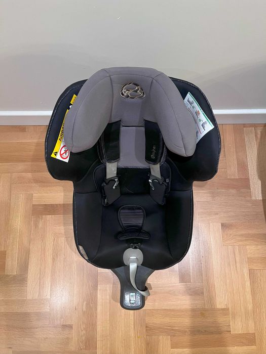 Столче за кола Cybex Sirona с Isofix база
