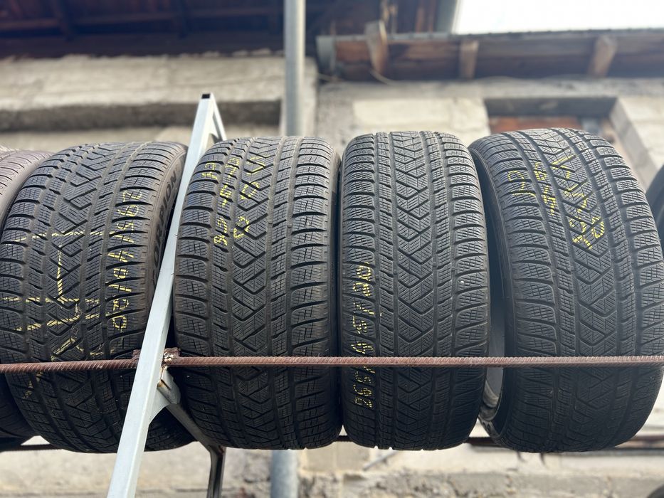 Set anvelope 295/40R20 și 265/45R20 Pirelli!