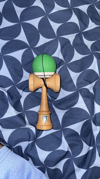 Kendama krom pop green