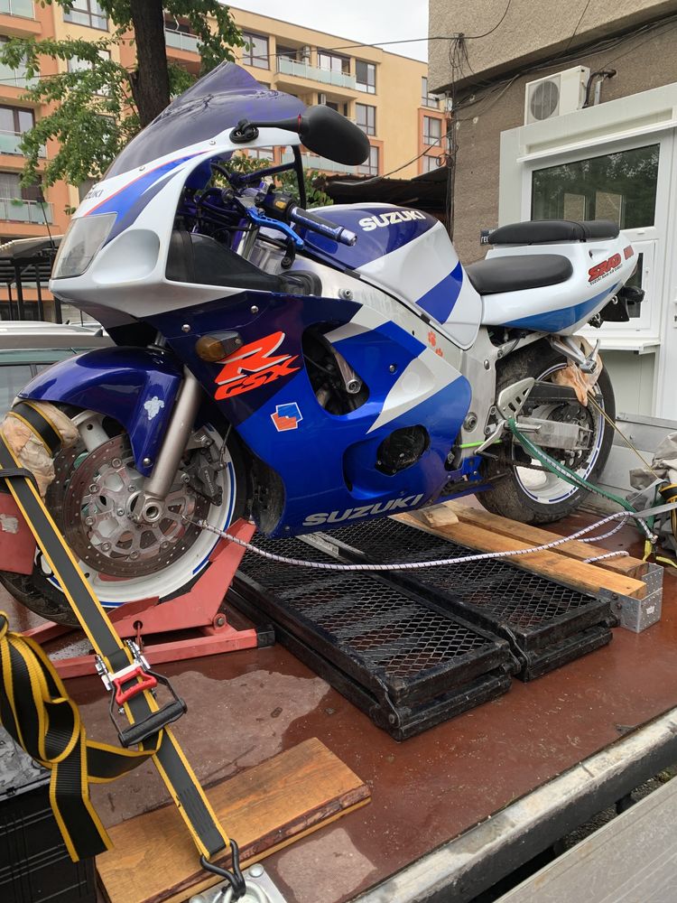 Suzuki GSXR SRAD 600