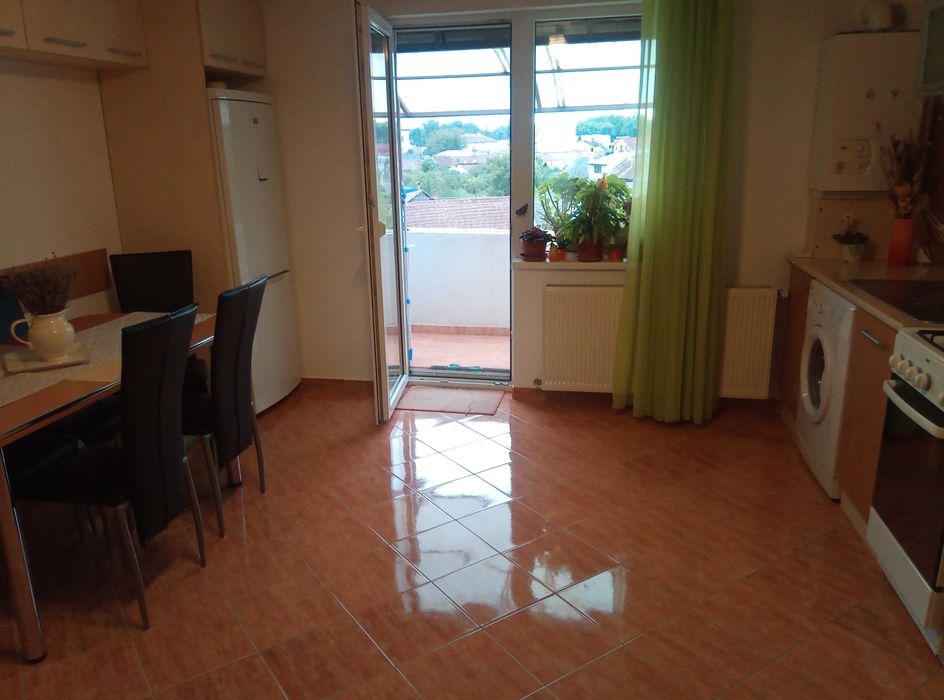 Apartment de inchiriat