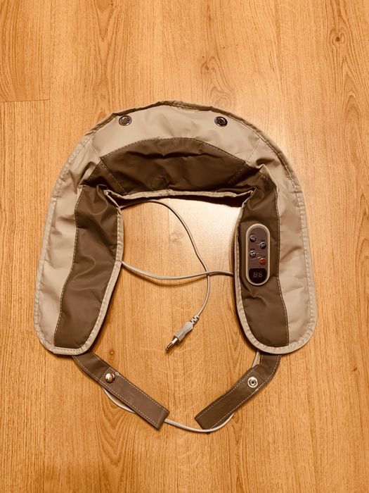 Aparat masaj cervical