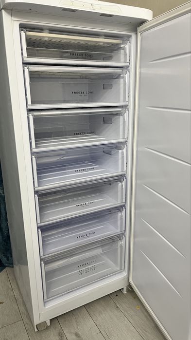 Морозильник Бирюса