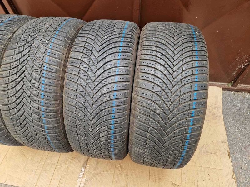 4 Firestone R17 235/55
всесезонни гуми 
DOT0723