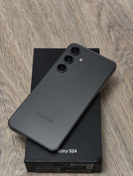 Продам или обменяю Samsung s24 128 гб