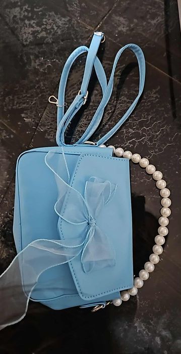 Рокля, чанта, обувки