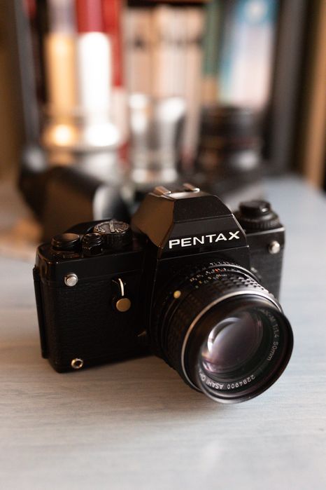 Aparate pe film - Leica, Pentax, Nikon, Hasselblad, Argus