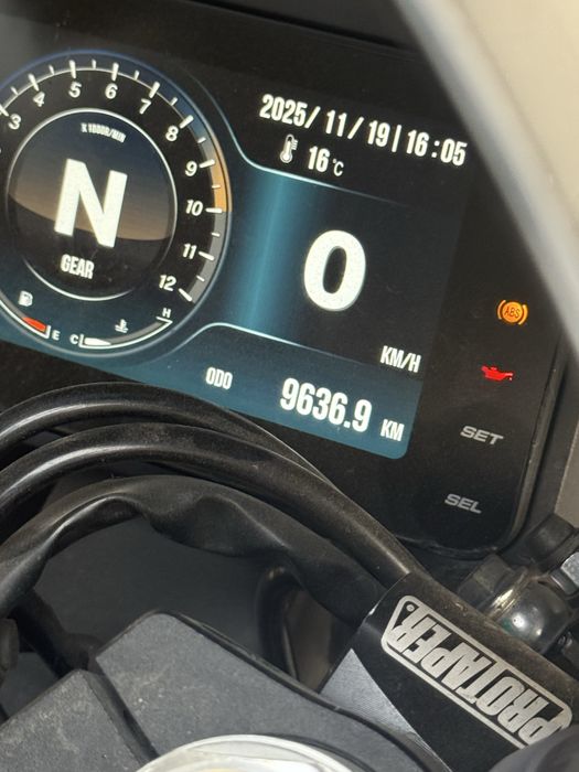 Мотоцикл Yamaha R6 800куб