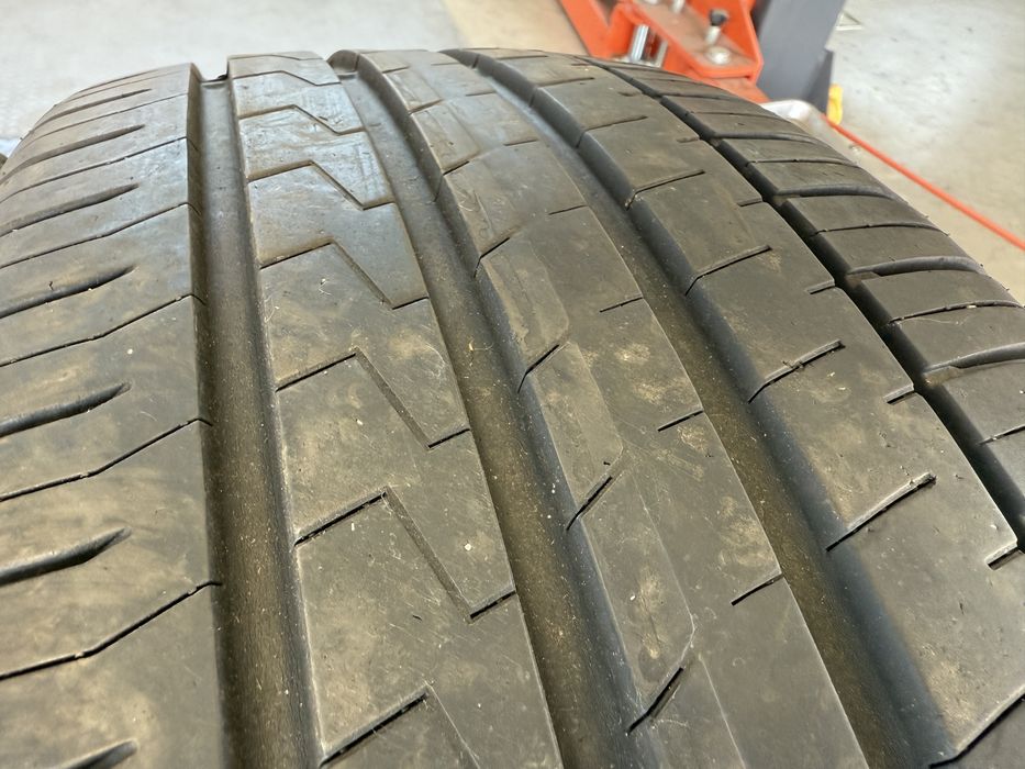 4бр. Отлични Летни Гуми 235/55R/17 -FALKEN- DOT:3822- 6.1мм+5.1мм