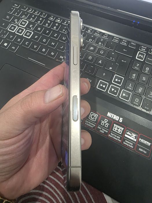 Iphone 16 pro 256 gb sănătate 100% Factura Garanție