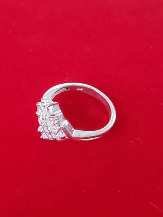 AG95,inel argint 925,nou/marcat, zirconiu alb, model deosebit