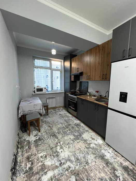 Срочно арзони Яшнабод 1/3/8 сотилади келишамиз