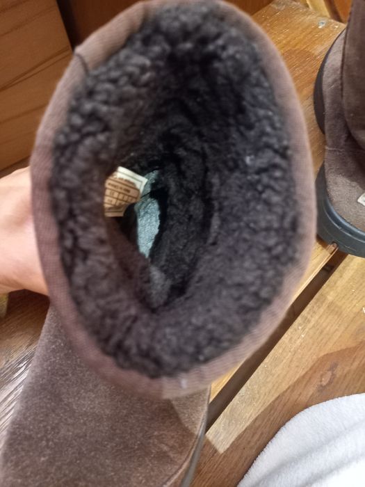 Ugg din piele originale mărimea 33