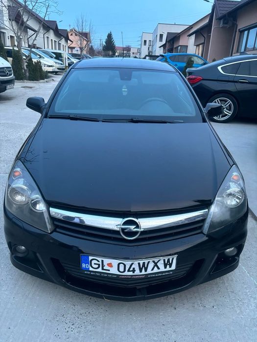 Opel Astra H GTC