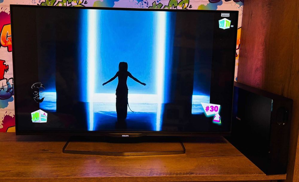 Televizor Philips 107cm Smart 3D Ambilight